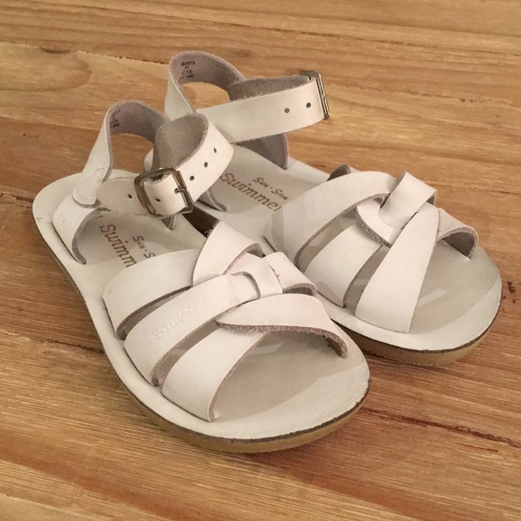 sun san strappy sandals